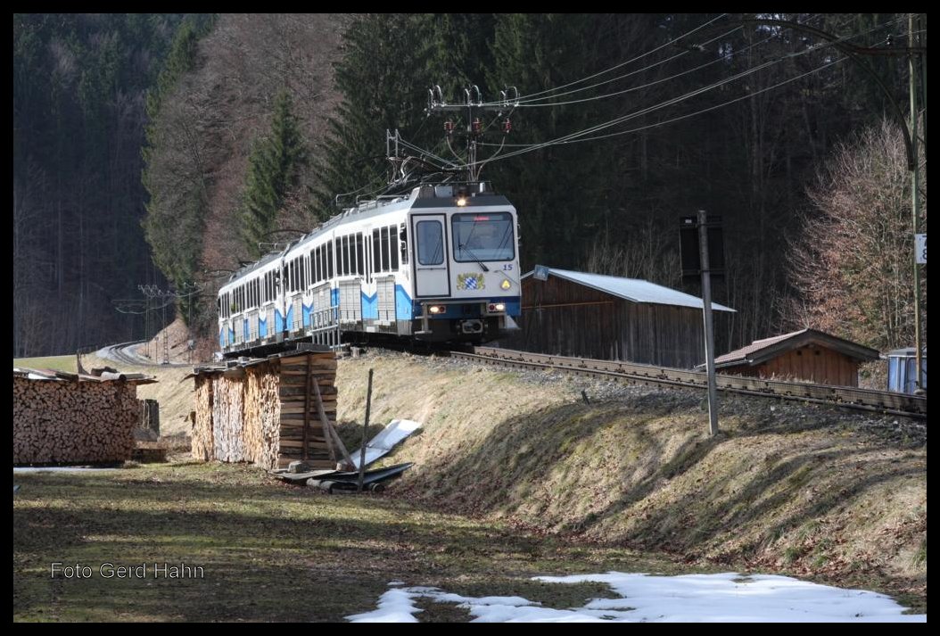 ET 15 erreicht am 24.3.2015 den Ortsrand von Grainau.