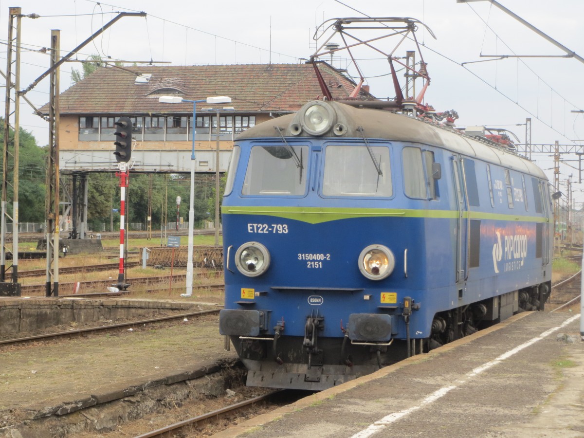 ET 22-793 der PKP Cargo am 28.08.2013 im Bahnhof von Kandrzin-Cosel (Kedzierzyn-Kozle)