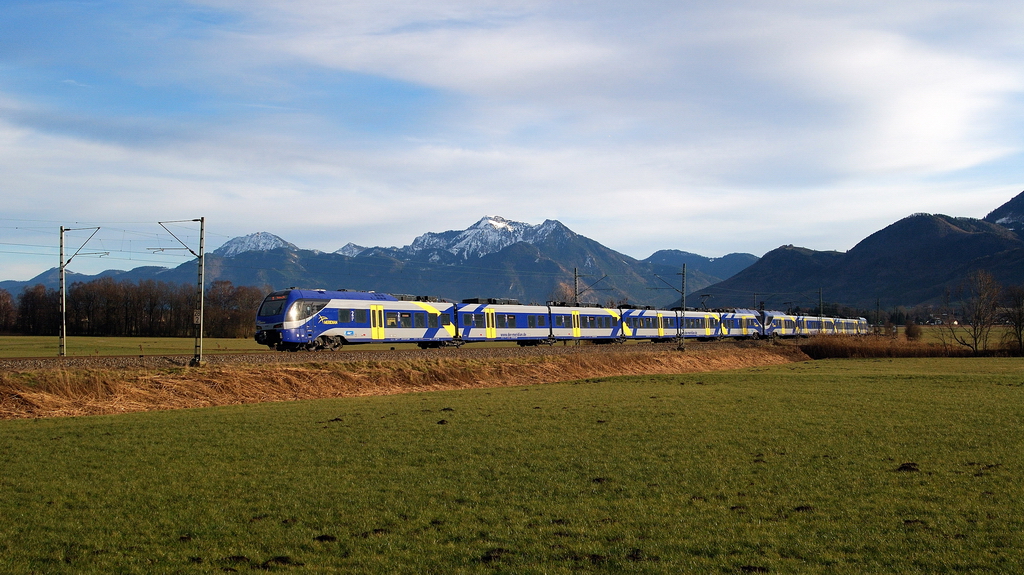 ET 3xx mit M 79032 bei Bernau (03.01.2014)