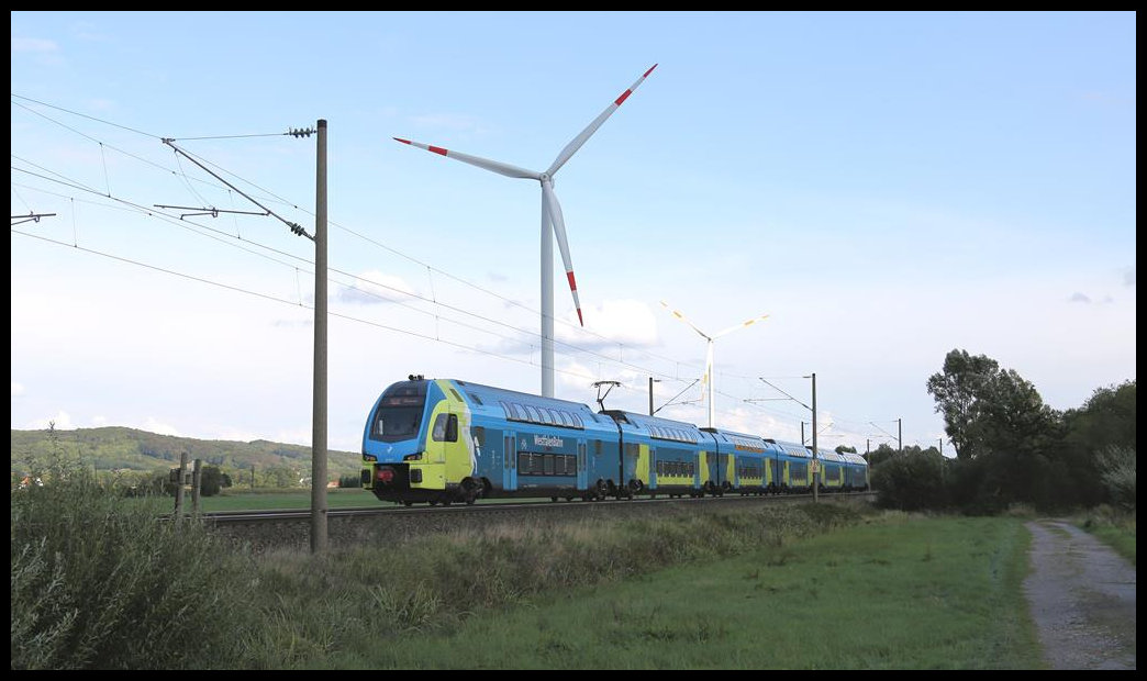 ET 607 der Westfalenbahn ist hier bei Westerhausen am 9.9.2019 um 16.41 Uhr von Braunschweig nach Rheine unterwegs. 