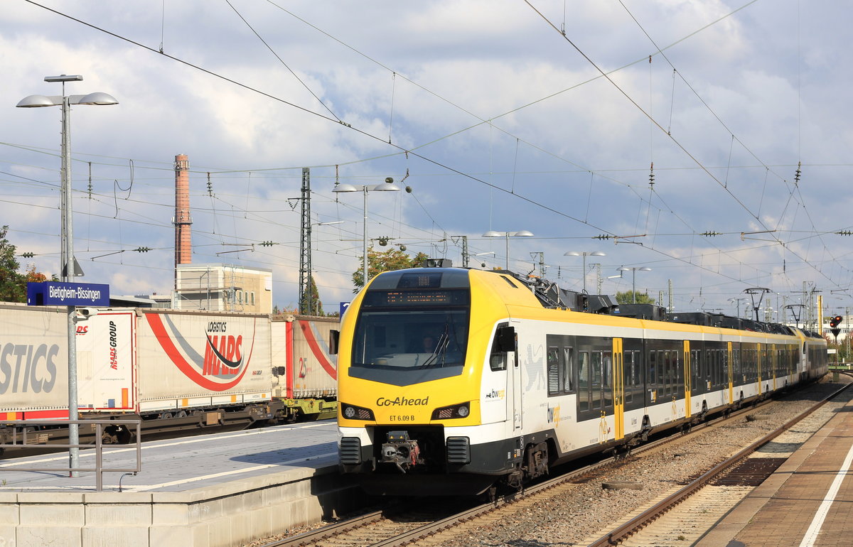 ET 6.09 B als RE 1 Karlsruhe-Stuttgart am 13.10.2020 in Bietigheim-Bissingen. 