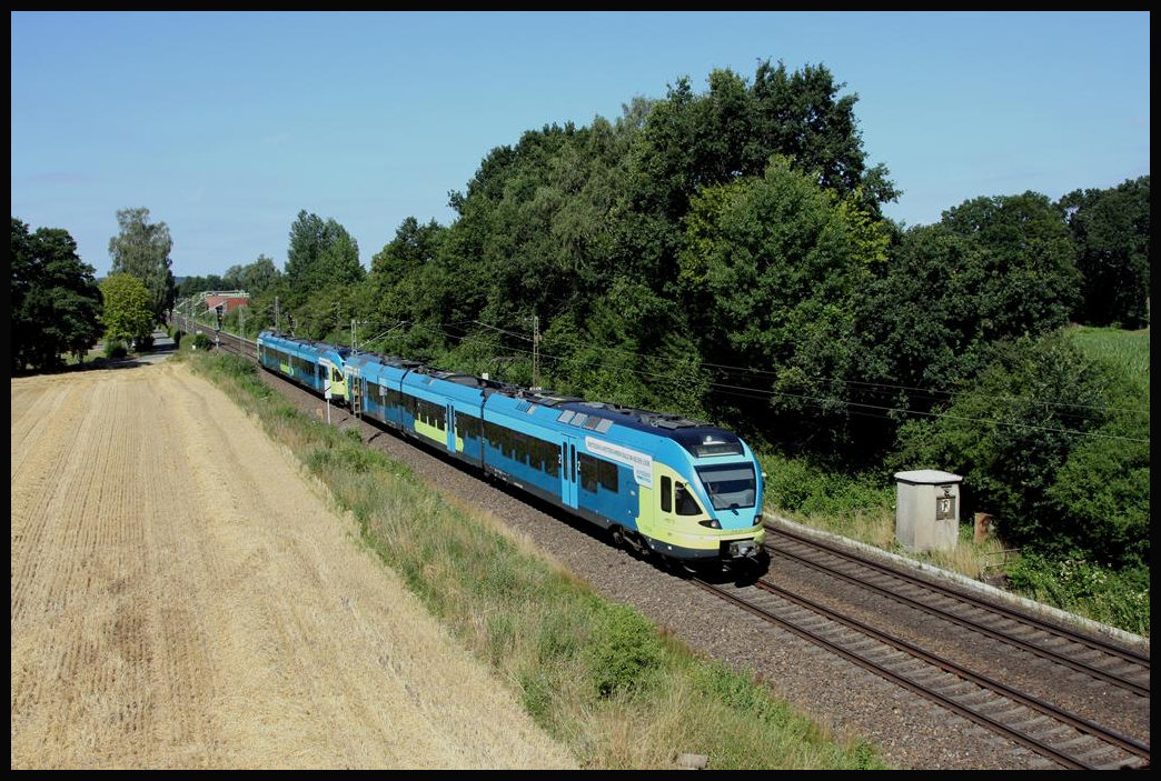 ET 8.13 der Eurobahn, noch in alter Farbgebung der Westfalenbahn, ist hier in Osnabrück Hellern am 7.7.2018 um 10.34 Uhr nach Osnabrück HBF unterwegs.