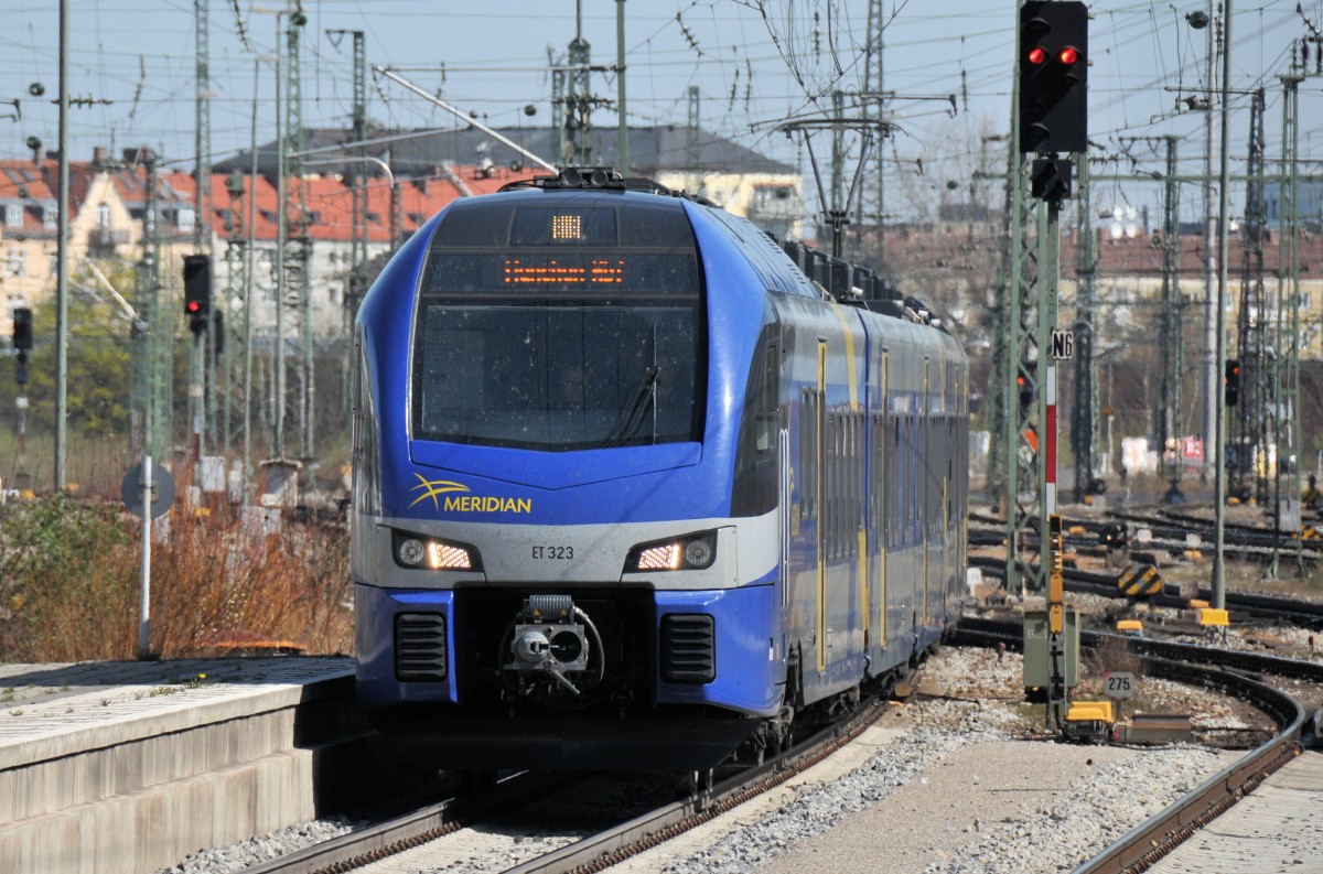 ET323 (1430 023) am 30.03.14 in München Ost