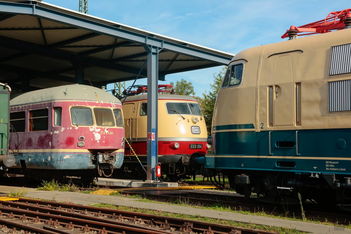 ETA 176 001  Limburger Zigarre , DB E03 004 & DB 103 233-3  Piko  im DB Museum Koblenz, September 2026.
