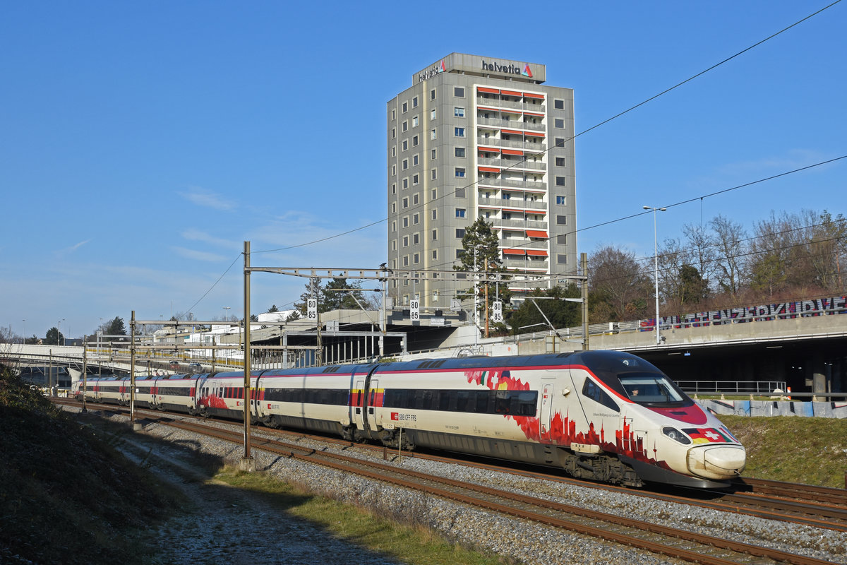 ETR 503 022 Johann Wolfgang von Goethe fährt Richtung Bahnhof Muttenz. Die Aufnahme stammt vom 02.01.2020.