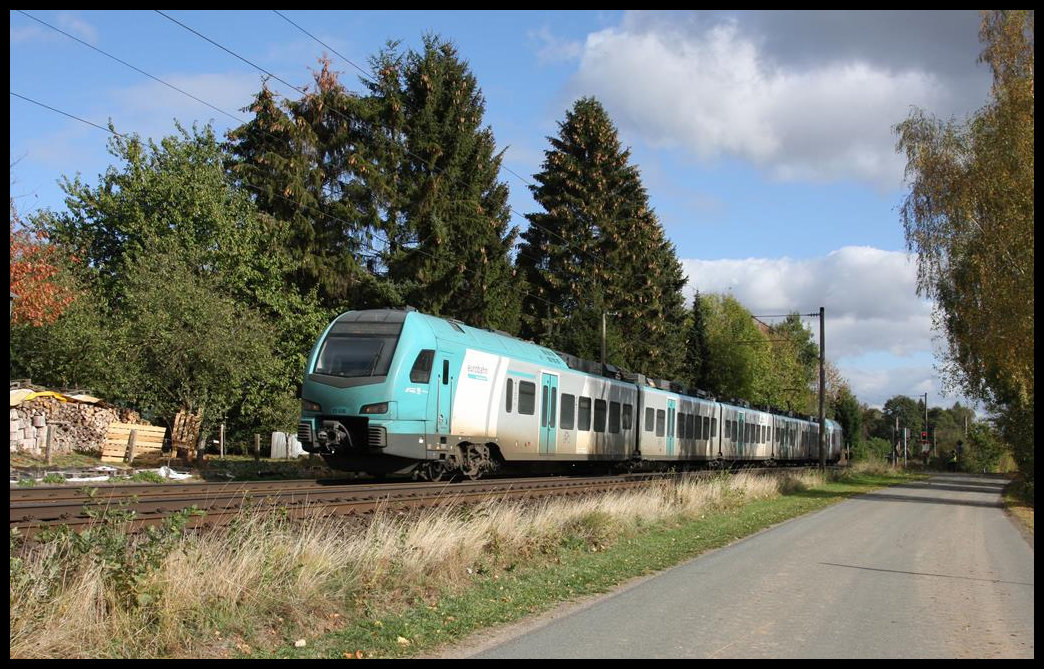 Eurobahn ET 4.05 ist hier als RB nach Hengelo am 22.10.2018 um 13.23 Uhr in Westerkappeln - Velpe in Richtung Holland unterwegs.