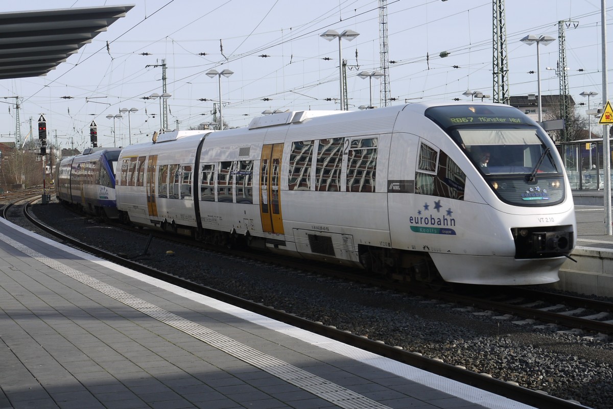 Eurobahn-VT 2.10 (ex PEG 643 240) und 3.04 (643 349) als RB 67 Bielefeld - Münster fährt in Münster Hbf ein (24.2.14).