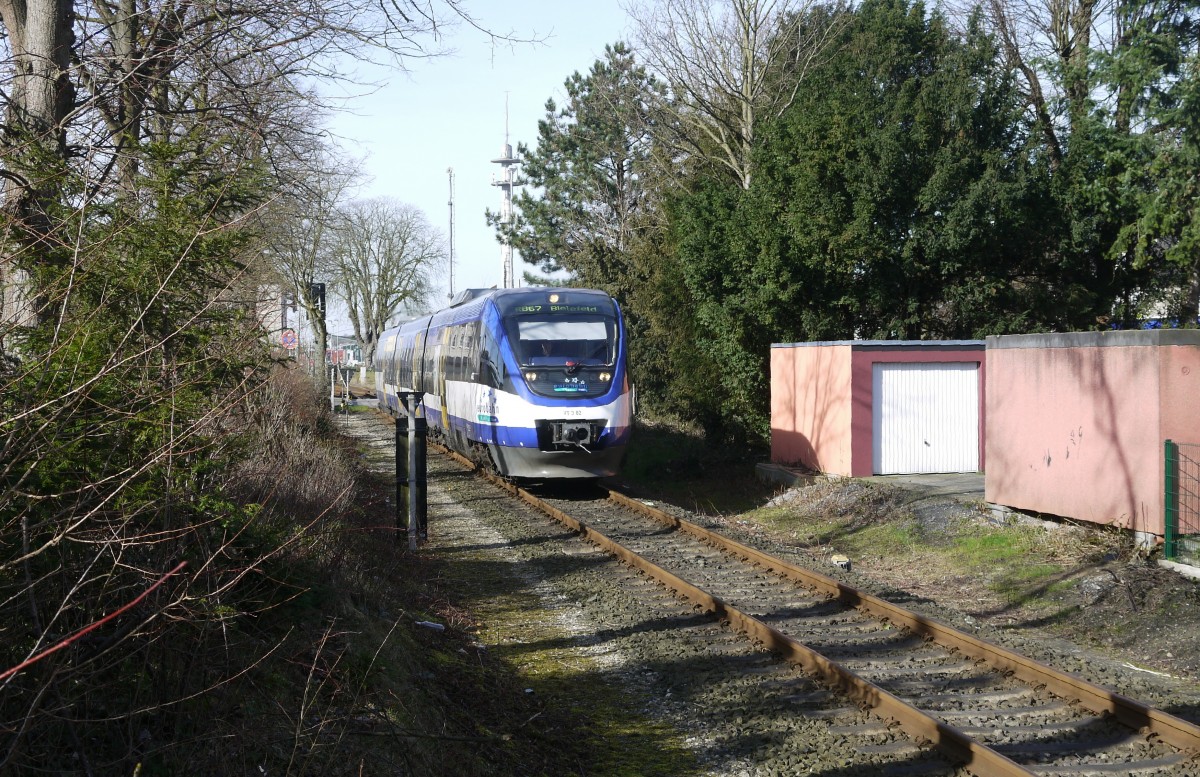 Eurobahn-VT 3.02 (643 125, ex NWB-VT 721) in der Ortsdurchfahrt Warendorf, 24.2.14.