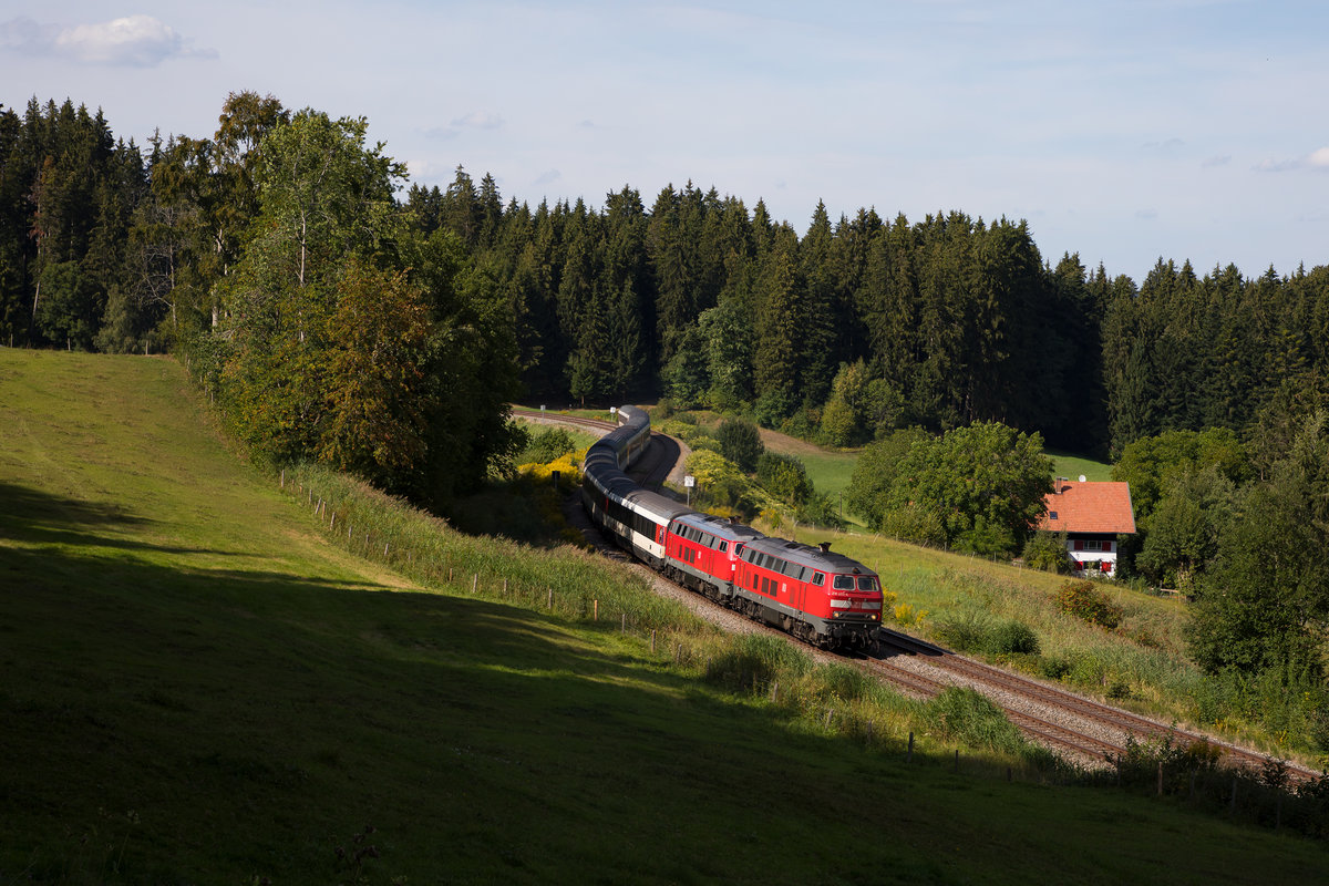 EuroCity 195 nach M+nchen bei Heimhofen. 29.8.18