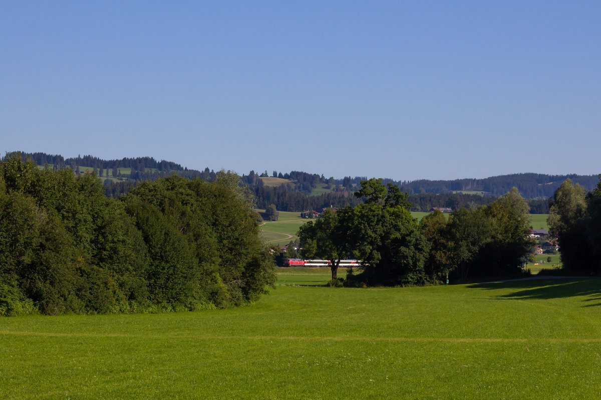EuroCity 196 kurz vor Stein im Allgäu. 19.7.20