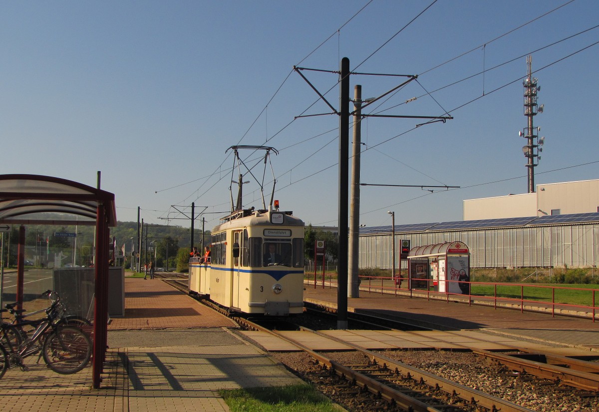 EVAG 3 und 275 am 28.09.2013 während einer Rundfahrt zum Tag der offenen Tür vom Wiesenhügel zum Betriebshof Urbicher Kreuz, an der Haltestelle Urbicher Kreuz.