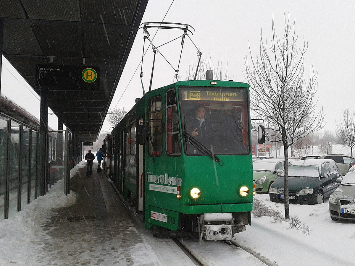 EVAG 518 als Linie 1 zur Thringenhalle, am 25.02.2013 am Europaplatz.