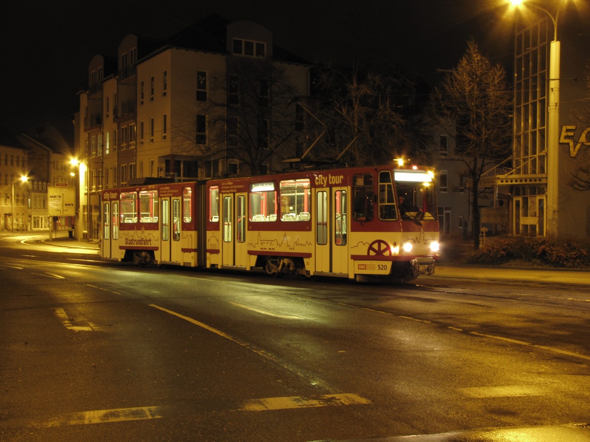 EVAG 520 während einer Nachtsonderfahrt, am 16.03.2014 in der Johannesstraße.