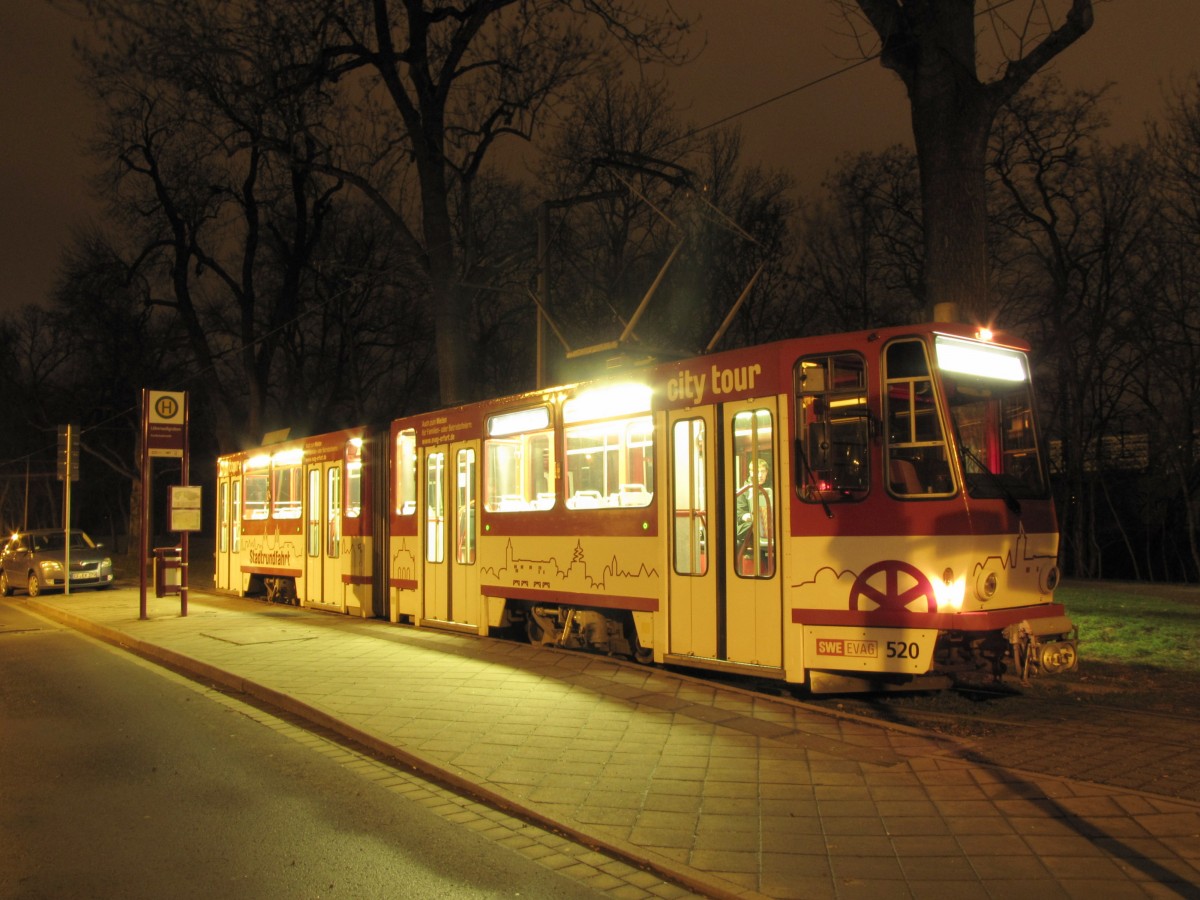 EVAG 520 während einer Nachtsonderfahrt der Erfurter Nahverkehrsfreunde, am 16.03.2014 an der Haltestelle Löberwallgraben.