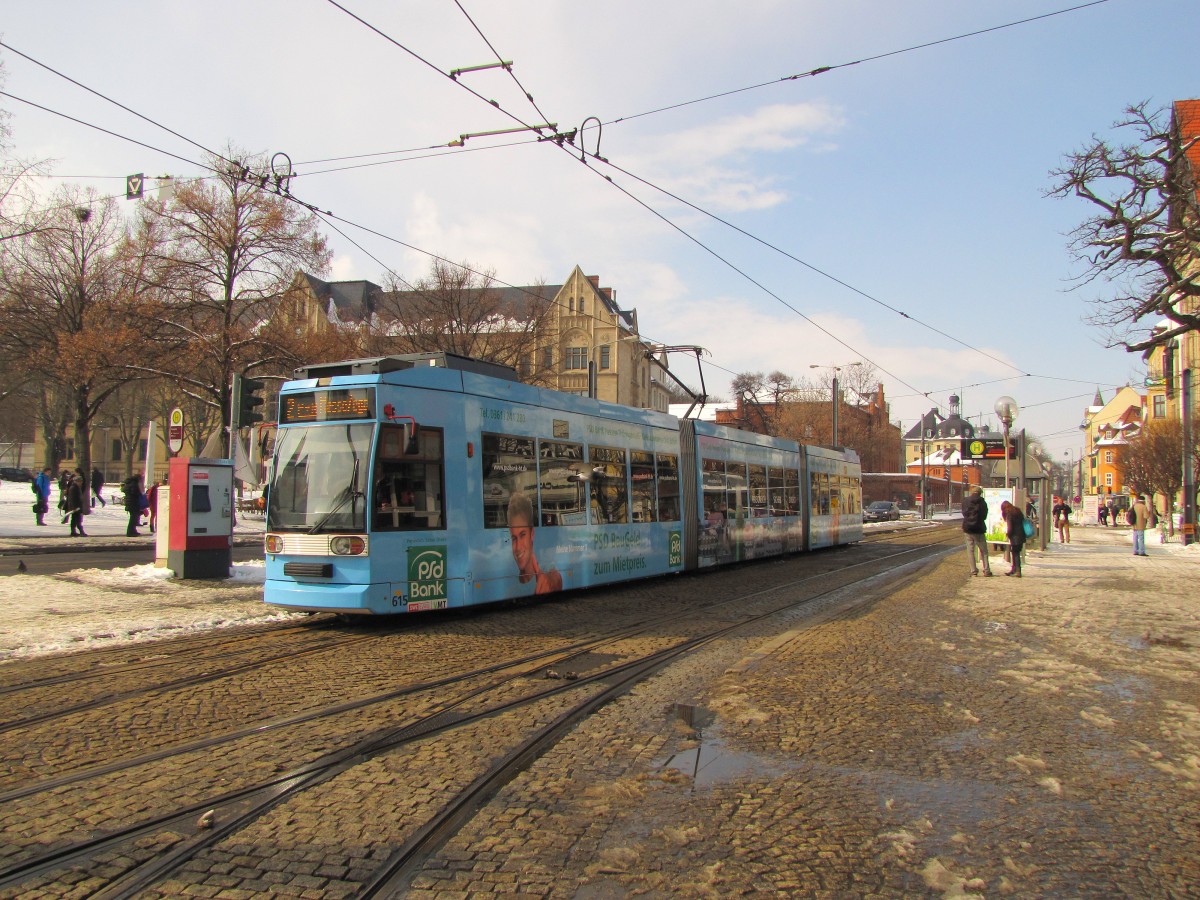 EVAG 615 als Linie 2 vom Europaplatz zum P+R Messe/ega, am 14.03.2012 am Domplatz.