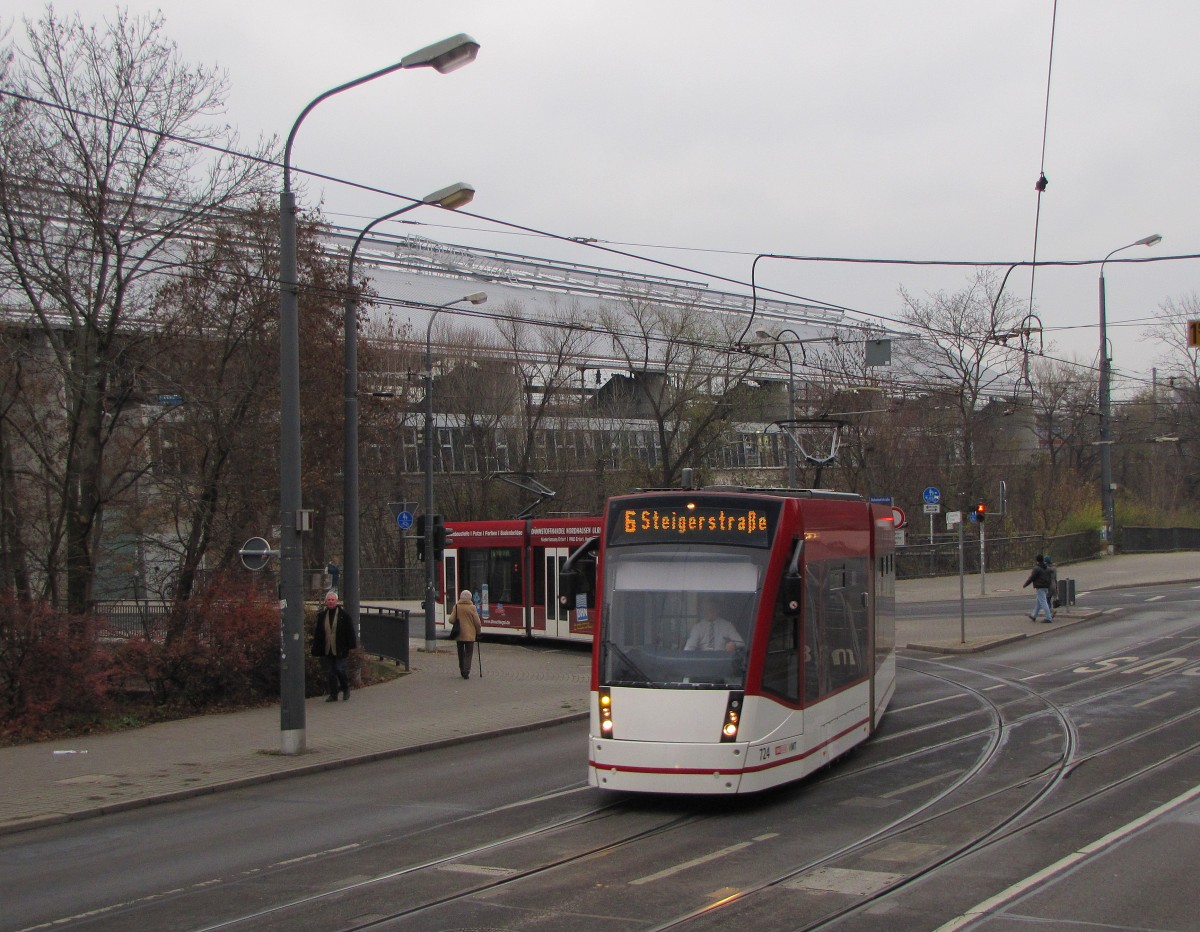 EVAG 724 als Linie 6 (Rieth - Steigerstraße), am 04.12.2013 in der Schillerstraße.