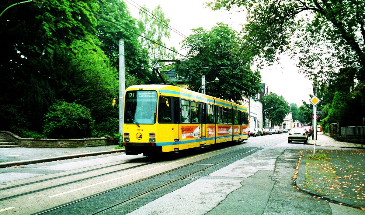 EVAG Essen__Straßenbahn_Tw 1171 auf Linie 107 nach Bredeney__23-09-1989