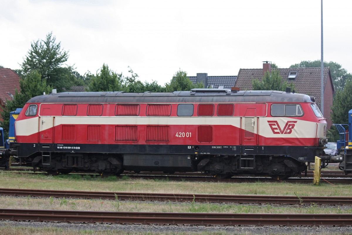 EVB 420 01 (219 001) am 30.7.13 abgestellt in Bremervrde.