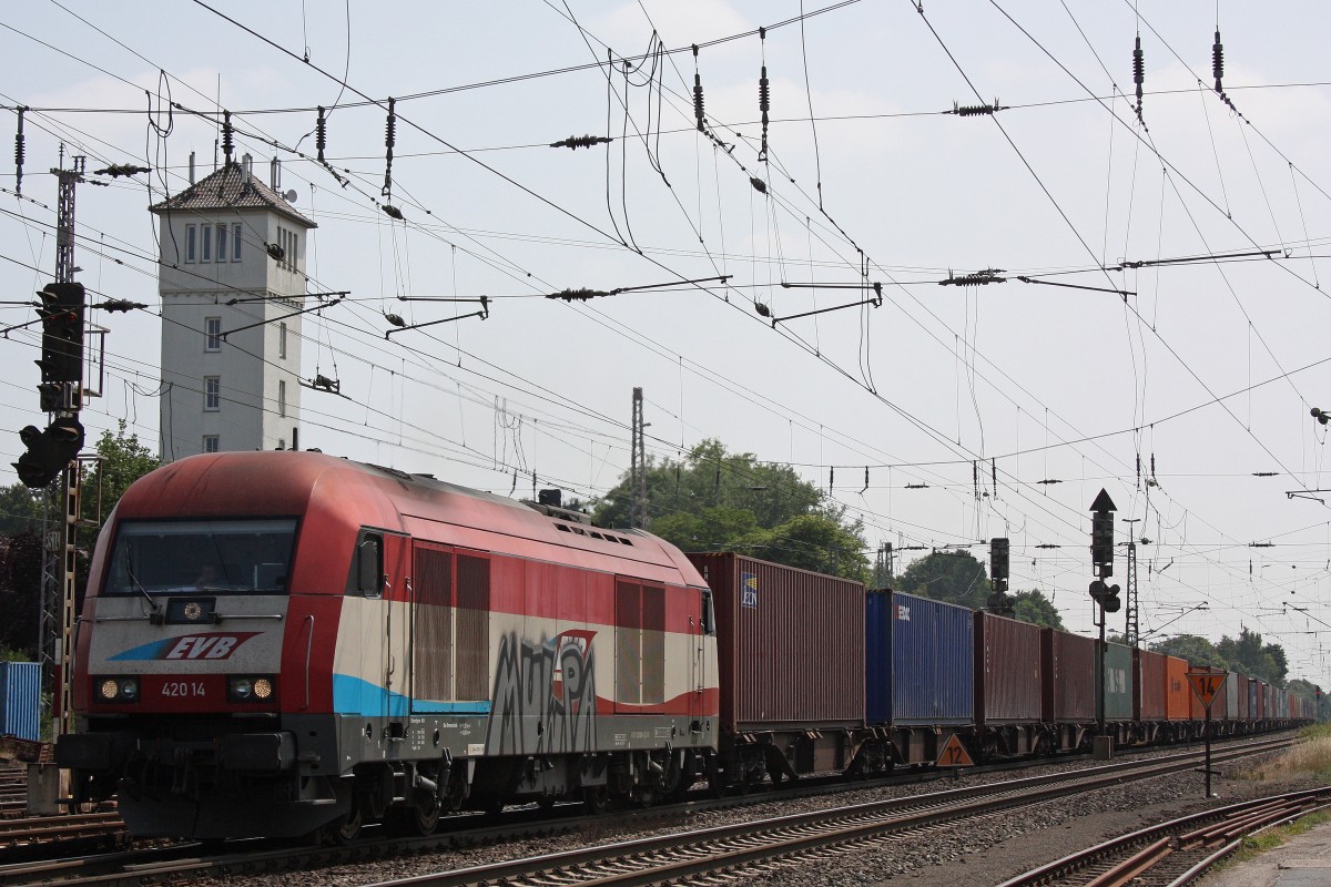 EVB 420 14 am 12.7.13 mit einem Containerzug in Verden (Aller).