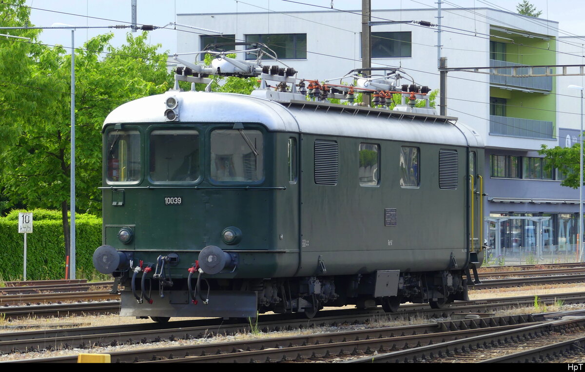 Ex SBB  - Lok 94 85 4 410 039-5 abgestellt im Bhf. Lyss am 27.05.2025