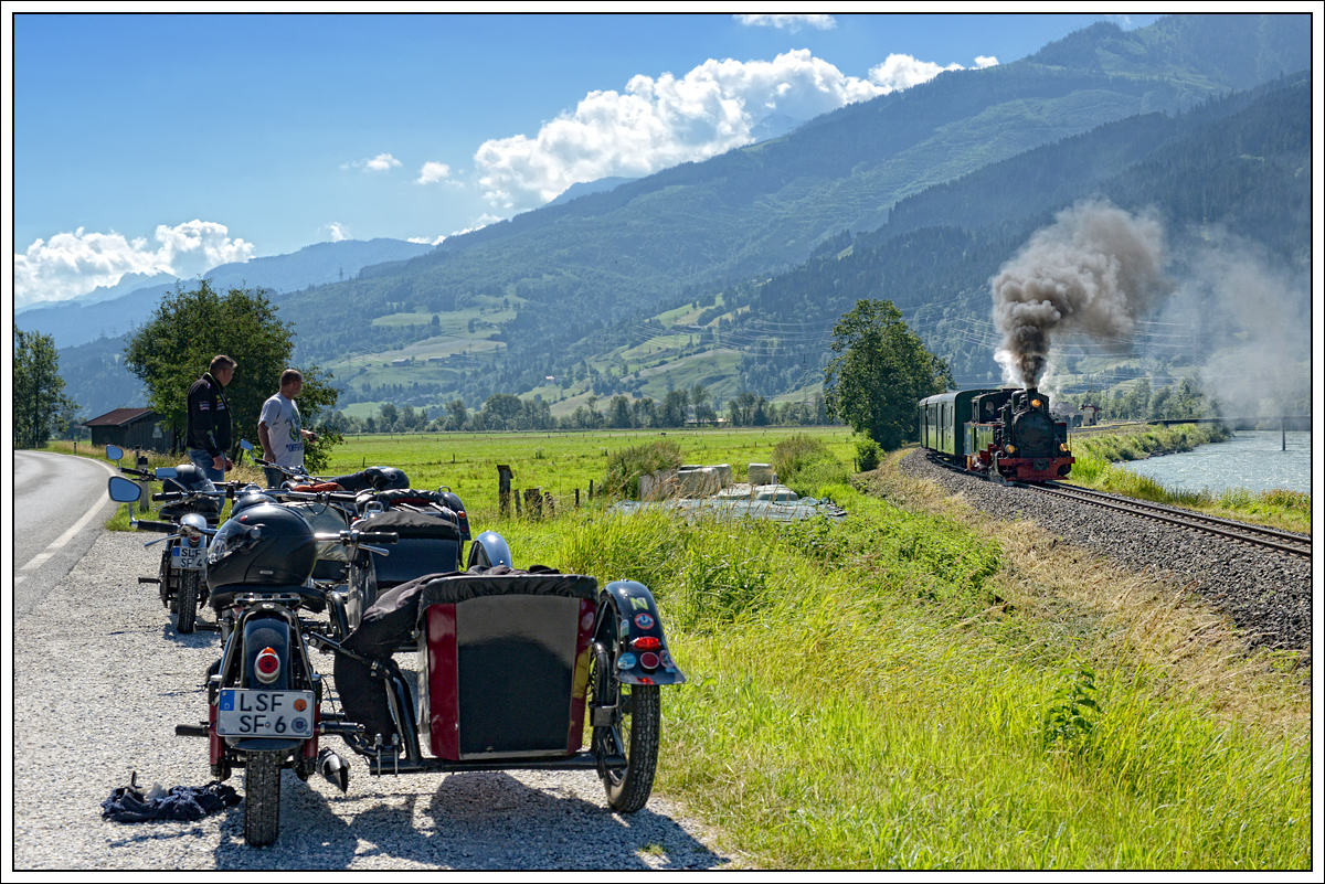 Ex. SKGLB 22 (Aquarius C) mit dem Sommernostalgiezug 3390 von Zell am See nach Krimml, aufgenommen am 20.6.2018 vor Niedersill.