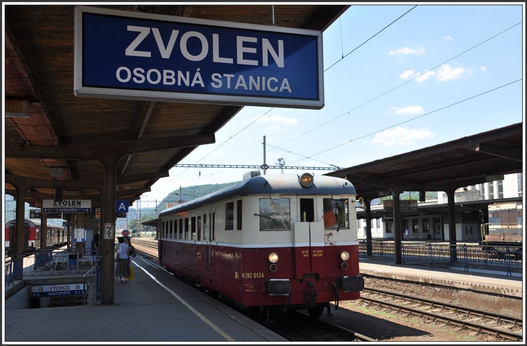 EXT36701 mit KZC M262.0124 in Zvolen ososbna stanica. (04.07.2015)