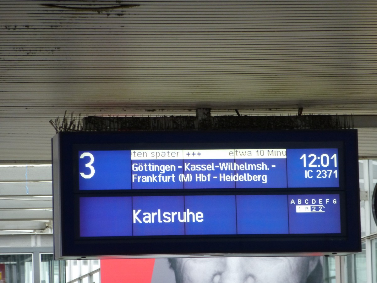 Fahrgasanzeige in Hannover Hbf am 19.08.2013.
