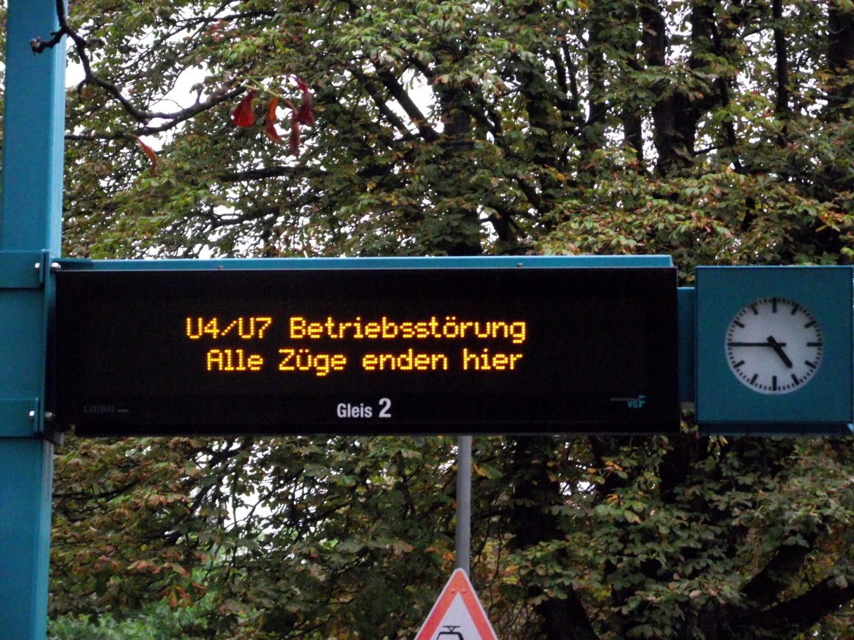 Fahrgastanzeige in Frankfurt am Main am 08.09.13