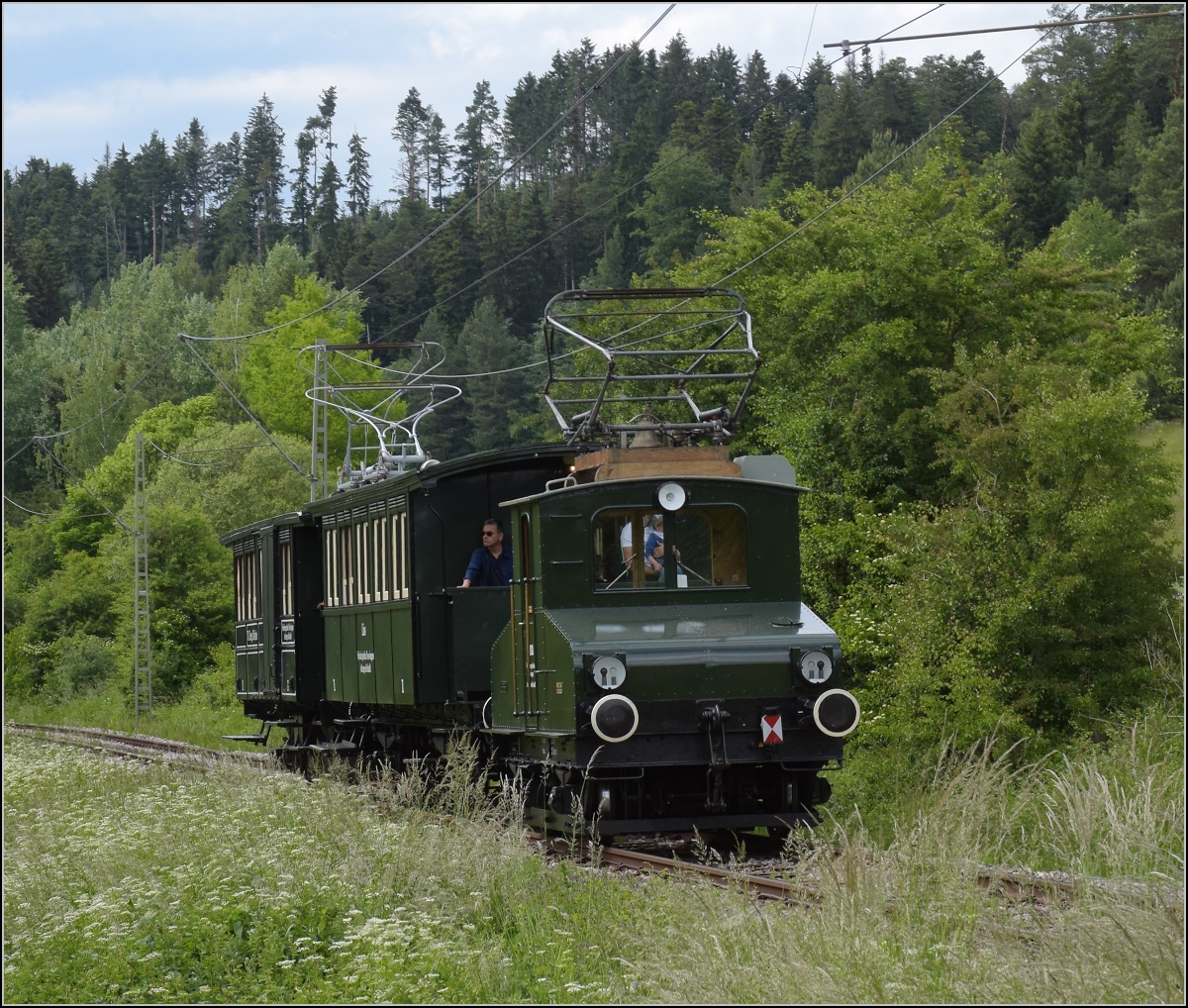 Das große Archiv der Eisenbahnstrecken 742 Trossingen Bf-Trossingen Stadt 