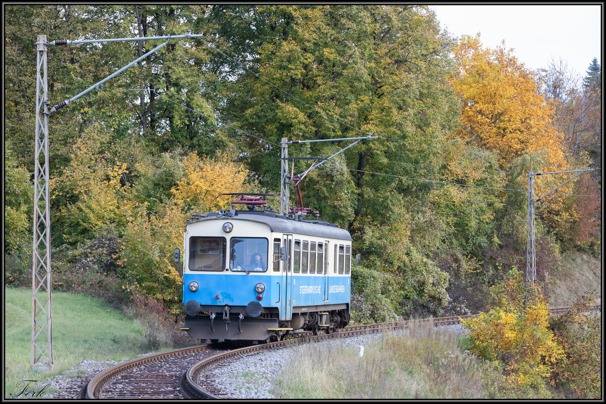 Farbenfrohe Fotofahrt im Herbst auf der Gleichenbergerbahn. Dazu wurde der ET 1 aktiviert . 
23.10.2021