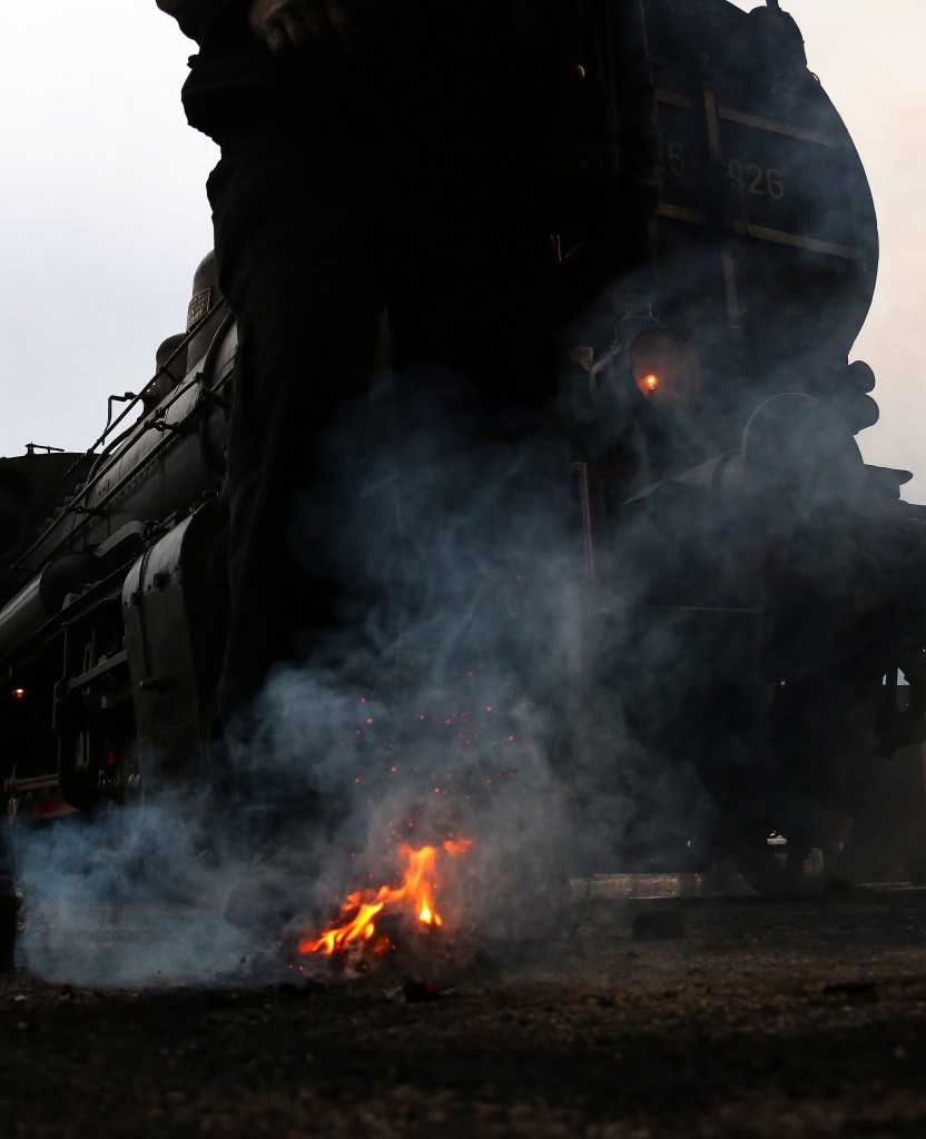 Feuer und Flamme waren wir für das Motiv mit der Fackel ,.... bis Rudi kam und uns die Freude nahm :-) 

25.09.2015 bei Celje 