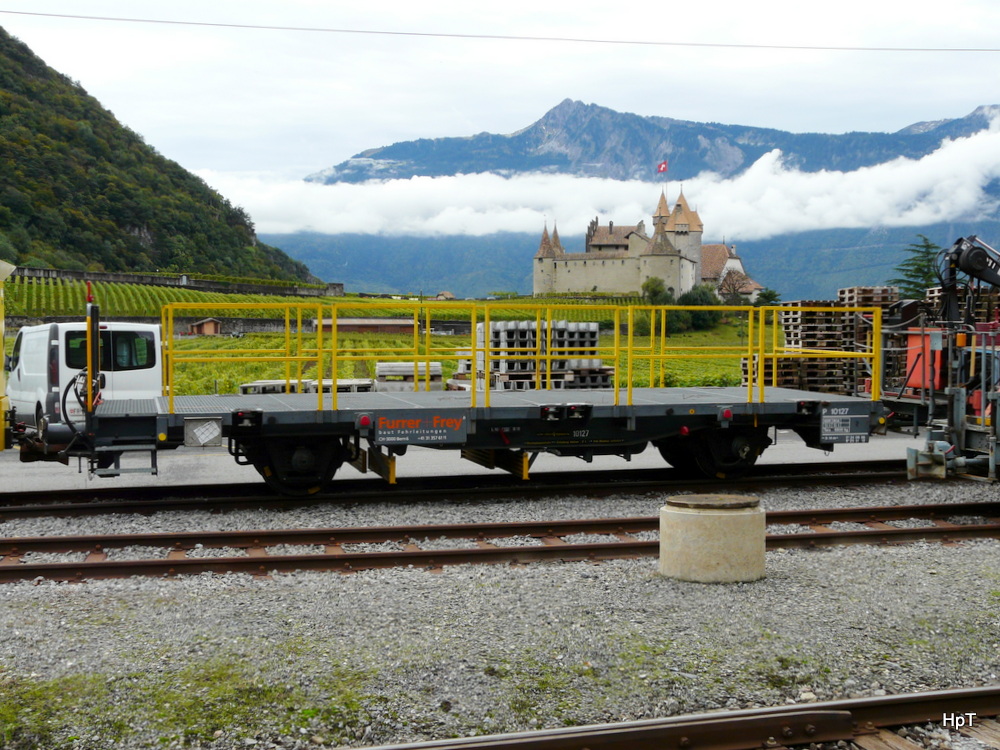 F&F - Transportwagen P 10127 im ex ASD Depot in Aigle am 16.10.2013