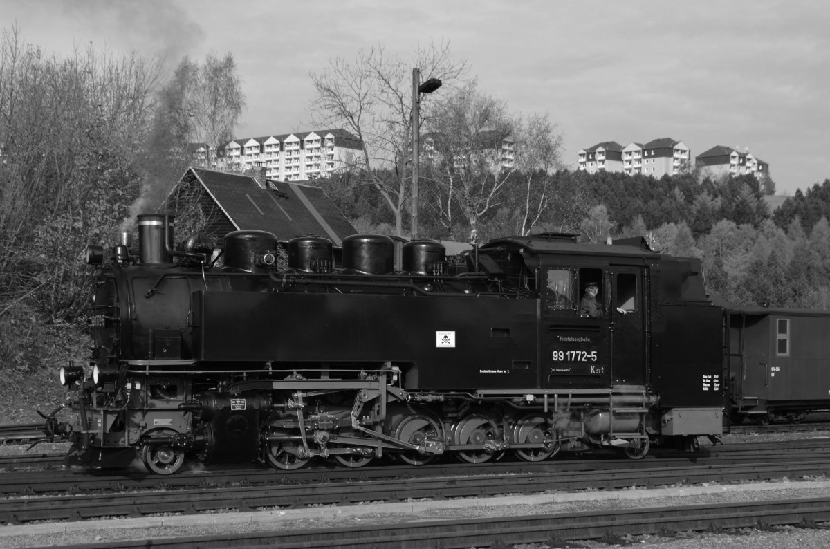 Fichtelbergbahn 99 1772-5 im Kurort Oberwiesenthal 31.10.2014