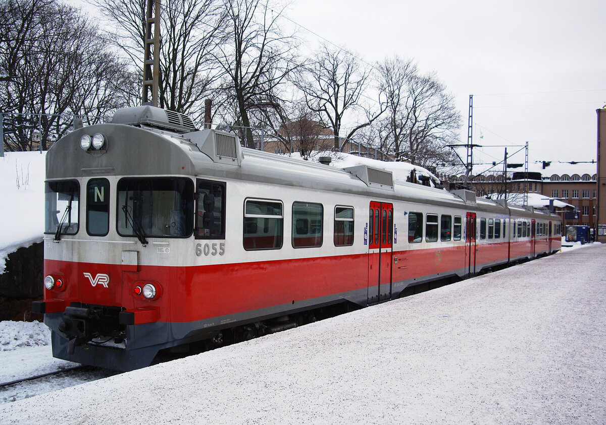 Finnish unit VR Sm2, car 6055, Helsinki Central Station, Line N waiting for departure to Kerava, 11 Feb 2012.