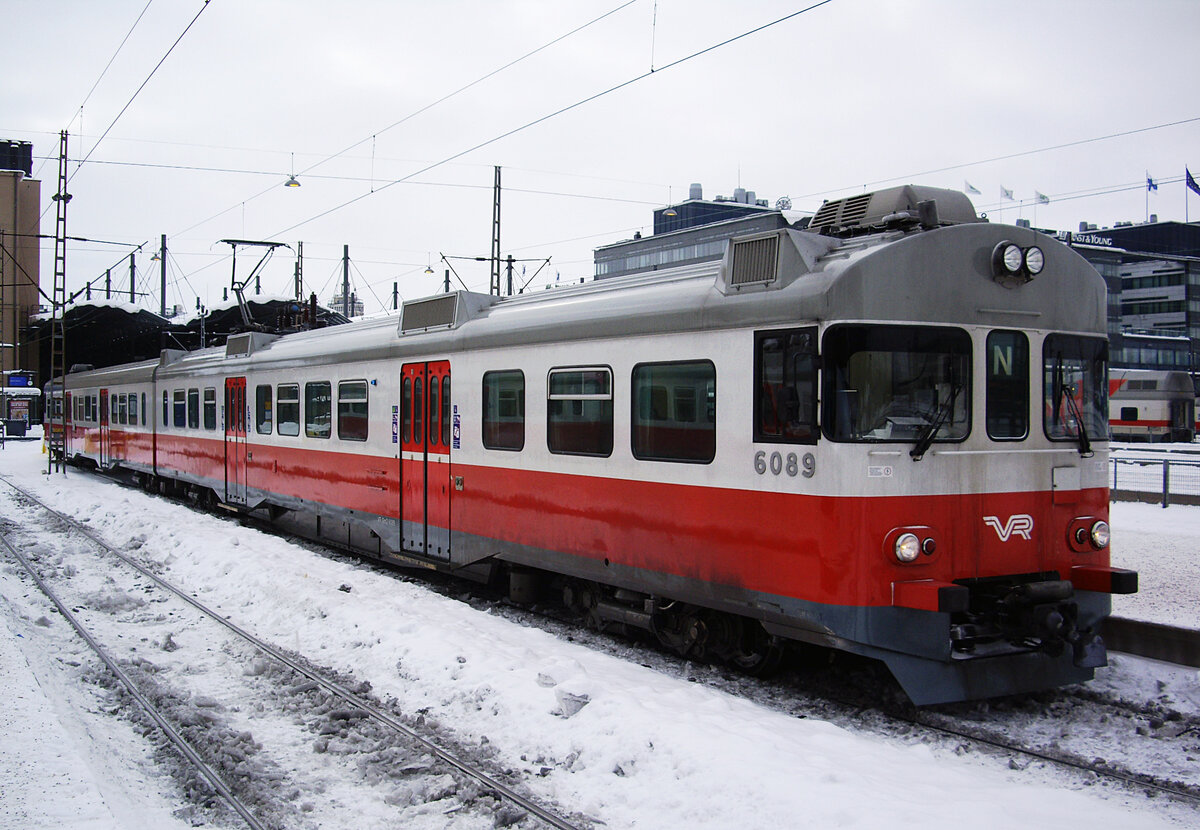 Finnish unit VR Sm2, car 6089, Helsinki Central Station, Line N waiting for departure to Kerava, 11 Feb 2012.