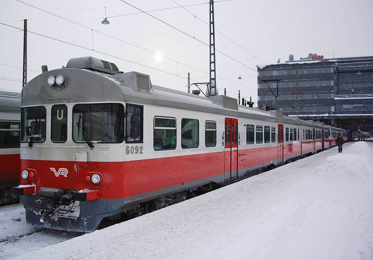 Finnish unit VR Sm2, car 6092, Helsinki Central Station, Line U waiting for departure to Kirkkonummi, 08 Feb 2012.