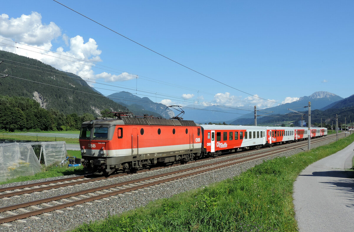 Flaurling - 25. August 2021 : 1144 205 am REX 5360 Innsbruck - Landeck-Zams.
