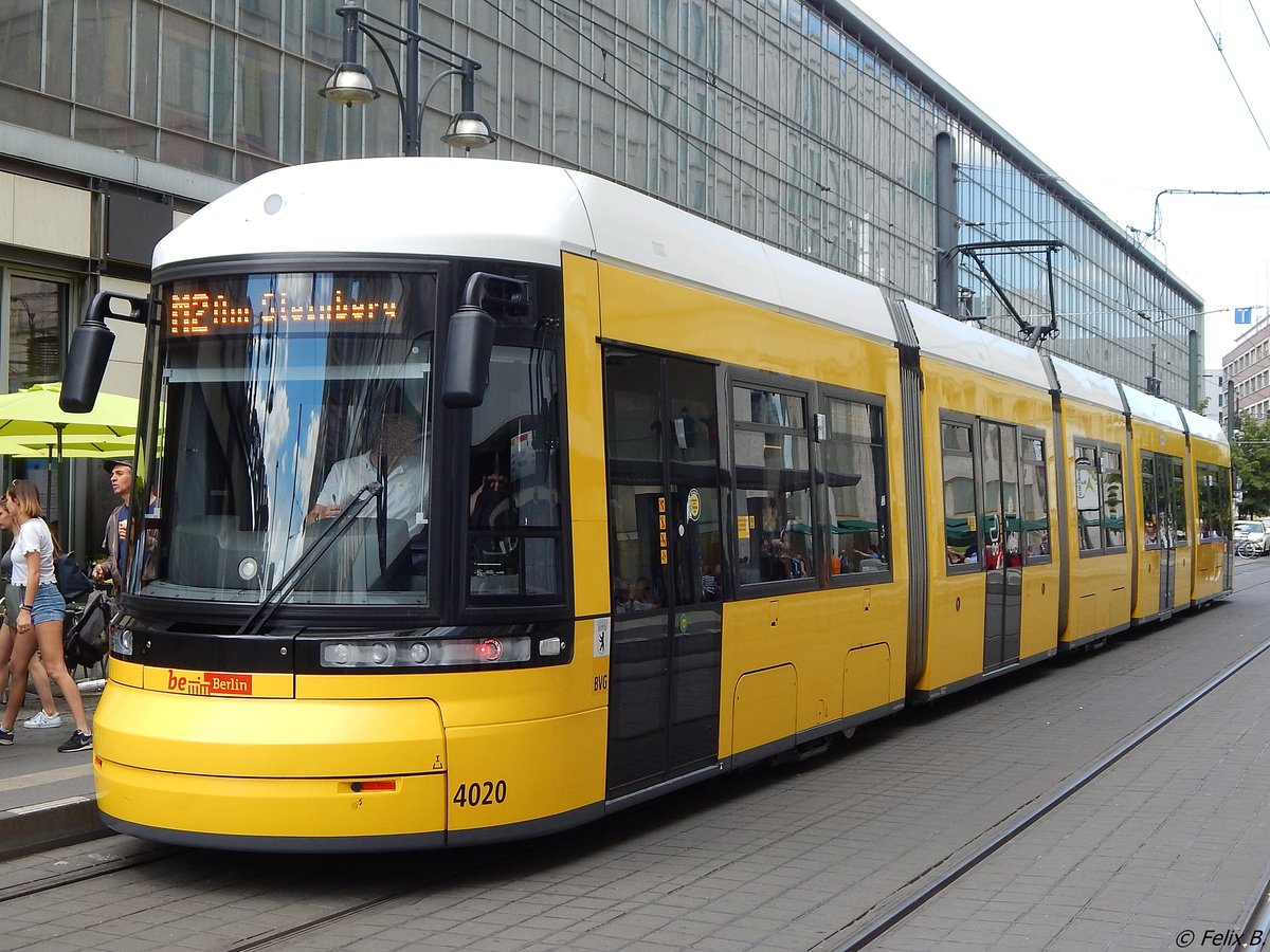 Flexity Nr. 4020 der BVG in Berlin am 11.06.2016