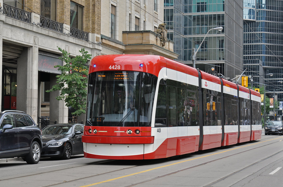 Flexity Tramzug der TTC 4428, auf der Linie 509 unterwegs in Toronto. Die Aufnahme stammt vom 23.07.2017.
