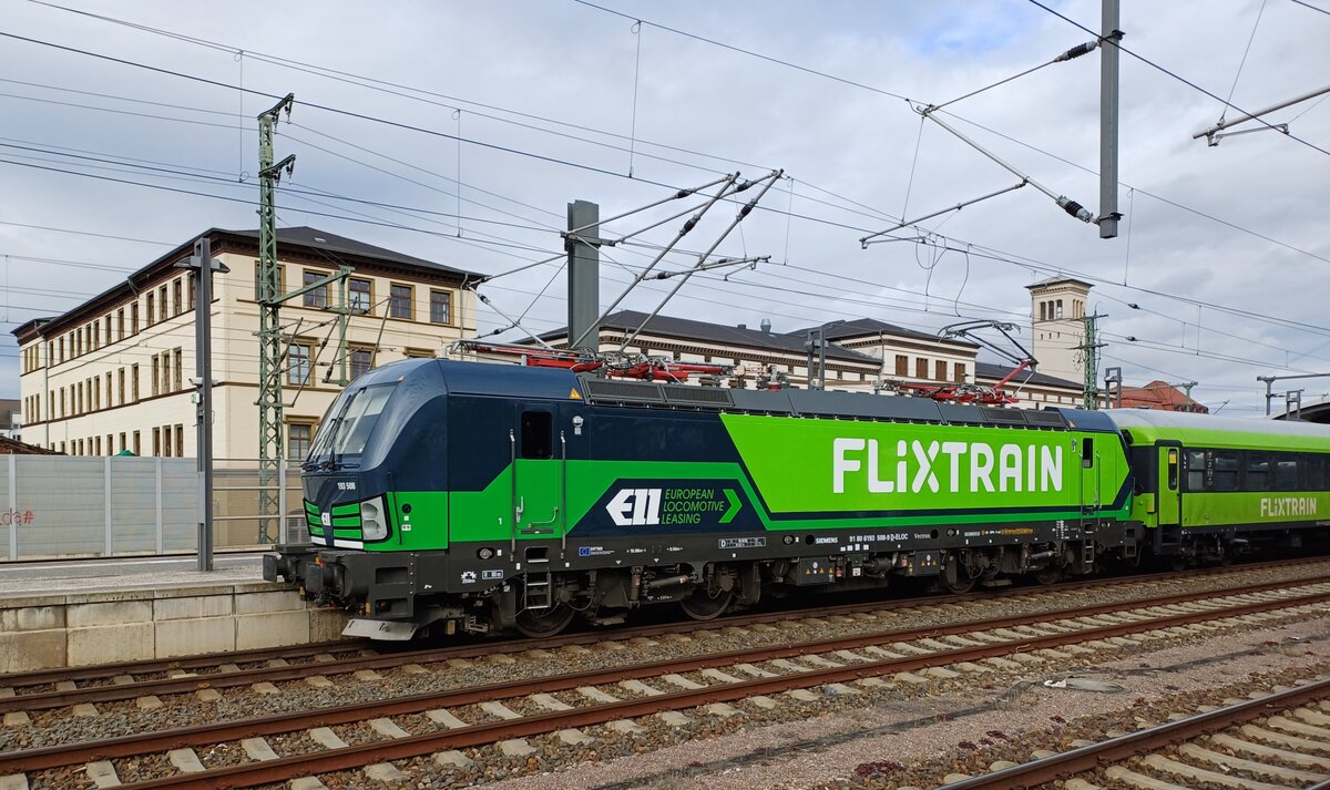 Flixtrain 193 508 mit dem FLX 1243 von Berlin Hbf nach Basel Bad Bf, am 15.02.2024 in Erfurt Hbf.