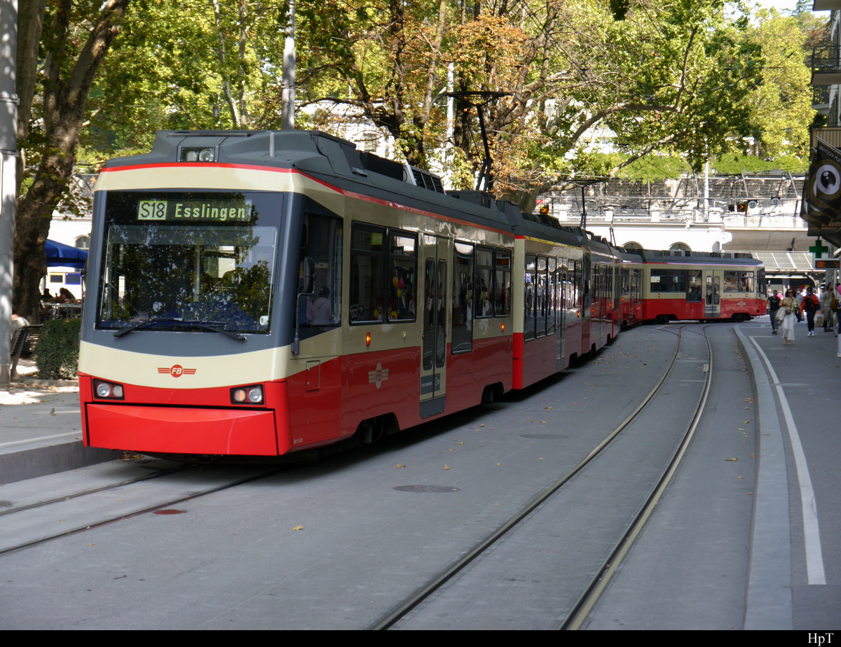 Forchbahn - Triebwagen Be 4/6 62 und Be 4/6 63 und Be 4/6 68 in Zürich am 20.09.2020