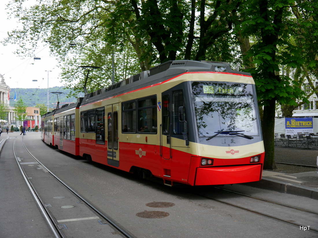 Forchbahn - Triebwagen be 4/6 70 mit Be 4/6 62 in Zürich am 05.05.2015