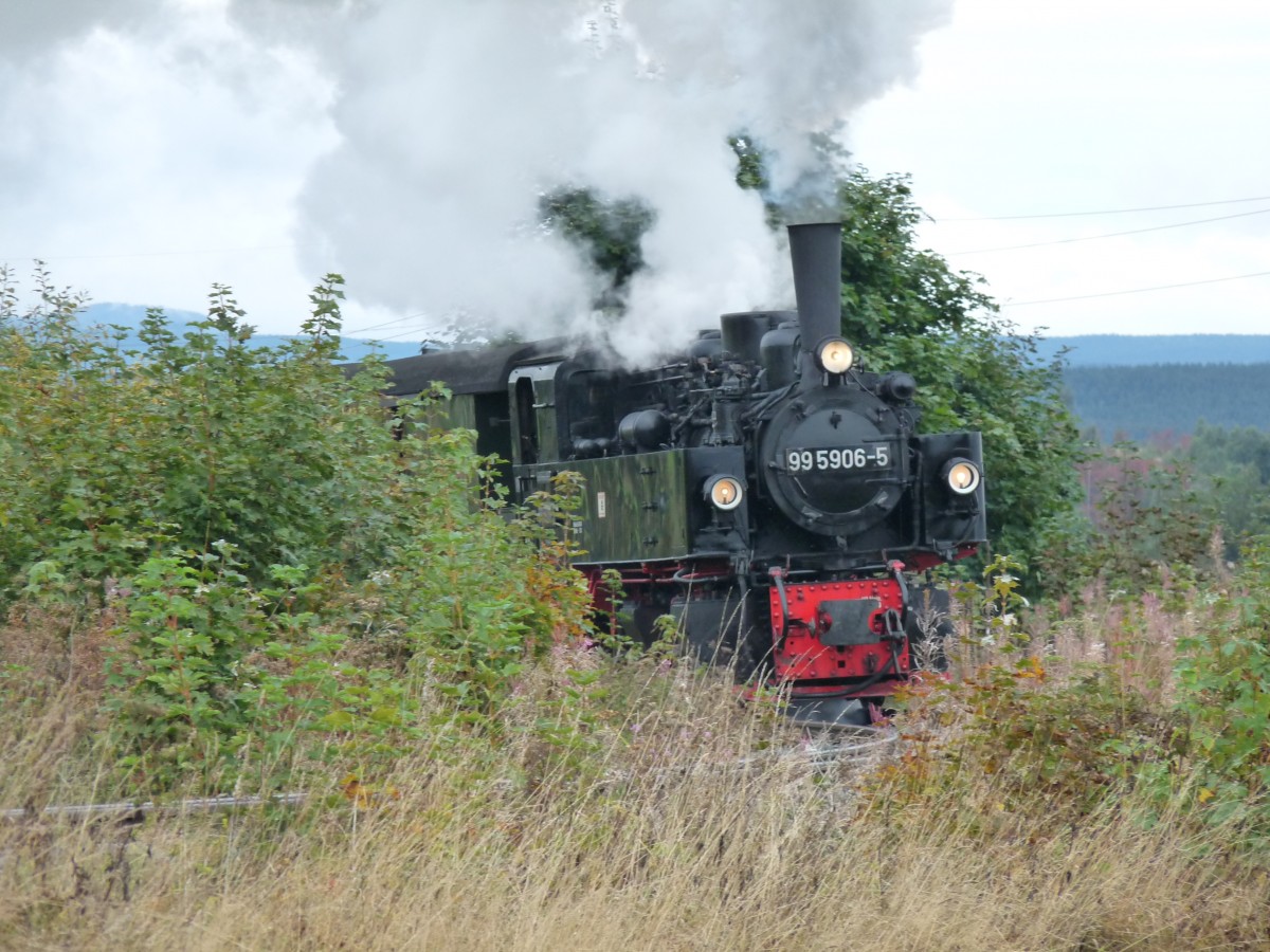 Fotosonderfahrt des Freundeskreises Selketalbahn am 21.09.2013.
Eisenbahnromantik zwischen Hasselfelde und Stiege.