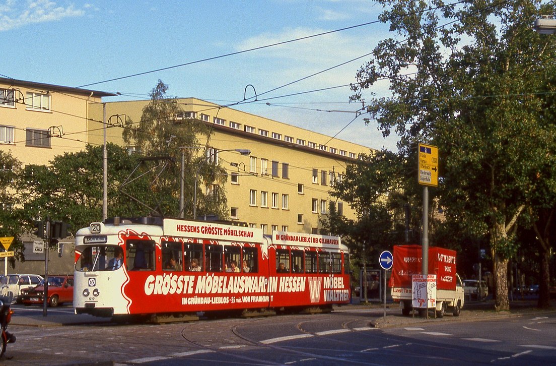 Frankfurt 619, Saalburgallee, 27.09.1986.