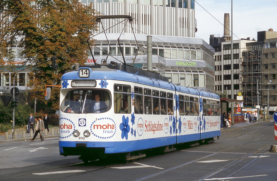 Frankfurt Tw 810, Theaterplatz, 12.10.1985.