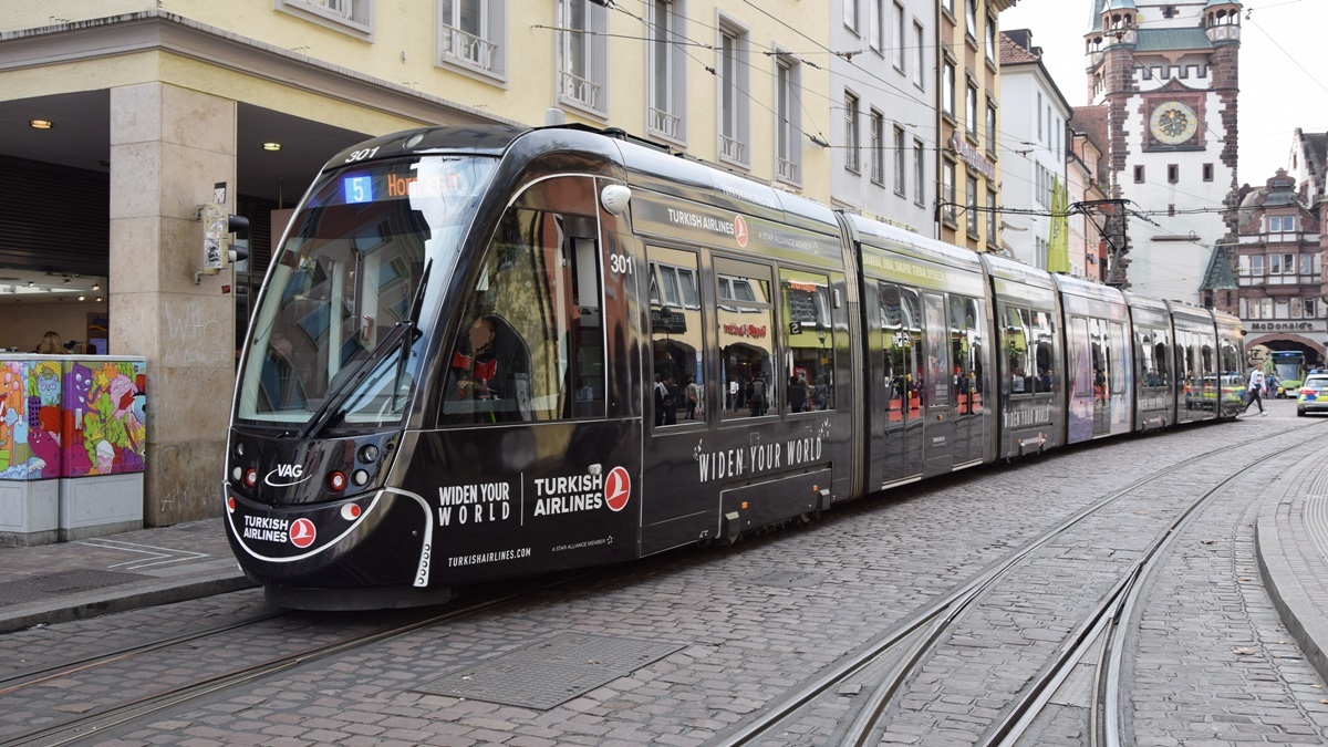 Freiburg im Breisgau - Straßenbahn CAF Urbos 301 - Aufgenommen am 01.09.2018