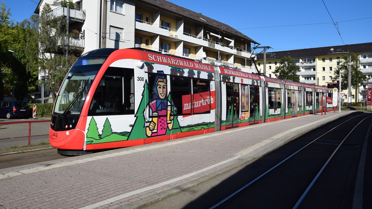 Freiburg im Breisgau - Straßenbahn CAF Urbos 308 - Aufgenommen am 09.09.2018 