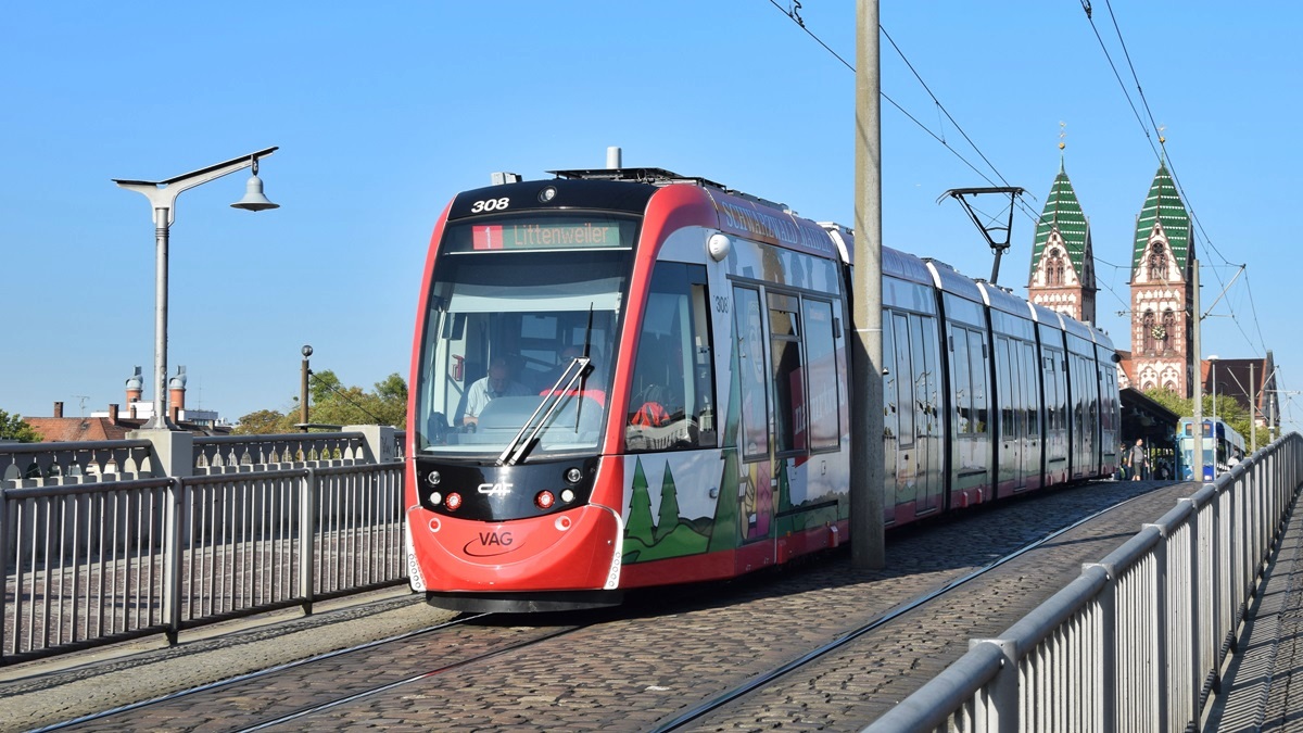 Freiburg im Breisgau - Straßenbahn CAF Urbos 308 - Aufgenommen am 20.09.2018