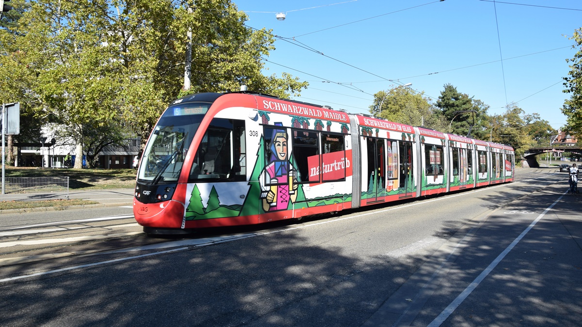 Freiburg im Breisgau - Straßenbahn CAF Urbos 308 - Aufgenommen am 14.10.2018 