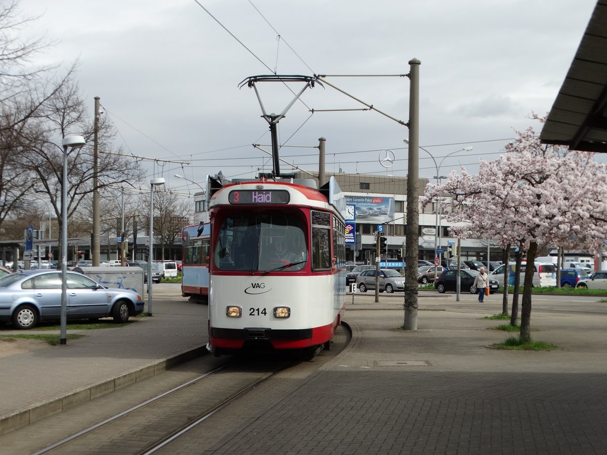 Freiburger VAG Düwag GT8K Wagen 214 am 21.03.17 in Haid